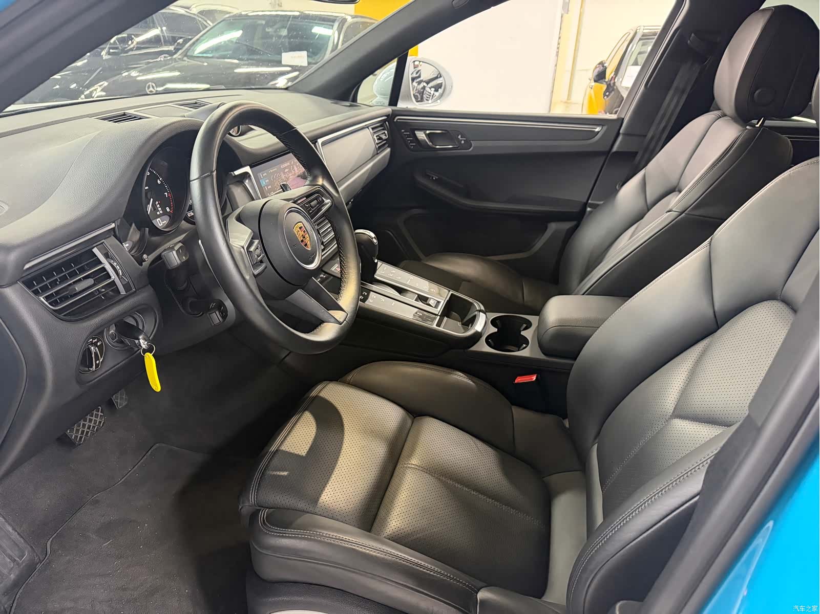 Porsche Macan, 2021 4