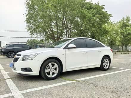 ³ 2013 1.8L SE AT