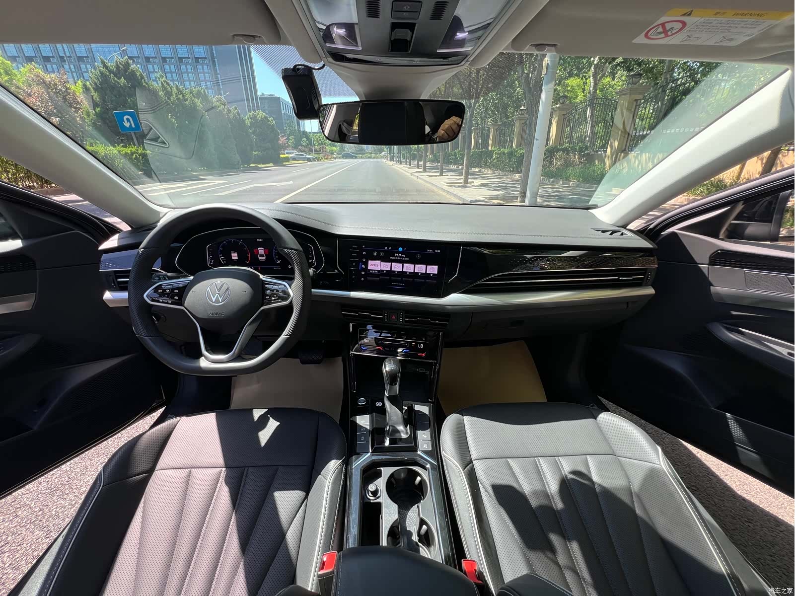 Volkswagen Passat, 2024 2
