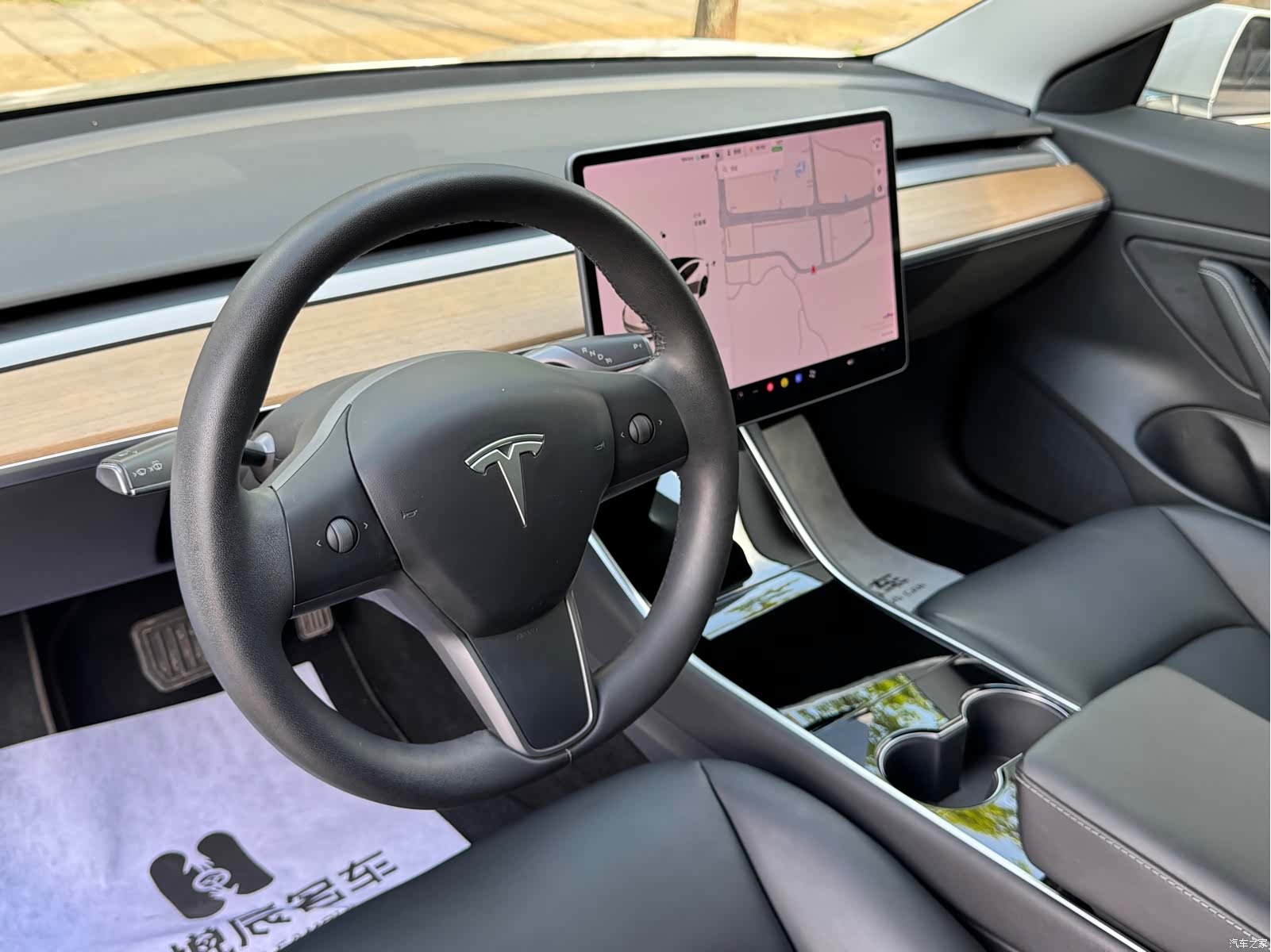 Tesla Model 3, 2020 8