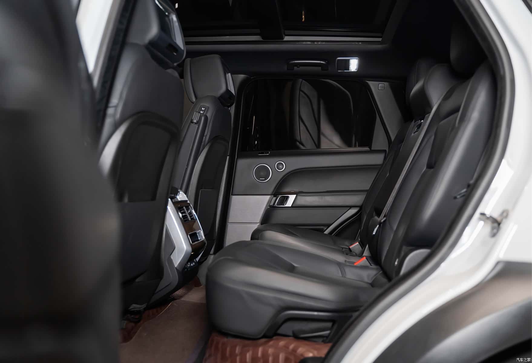 Land Rover Range Rover, 2019 19