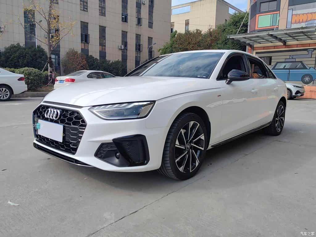 Audi A4L, 2023 1