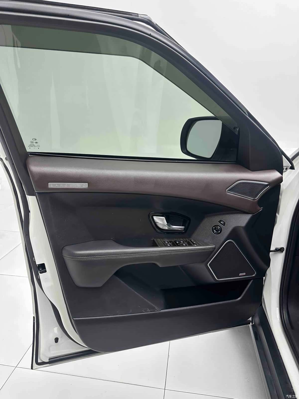 Landwind X7, 2016 14