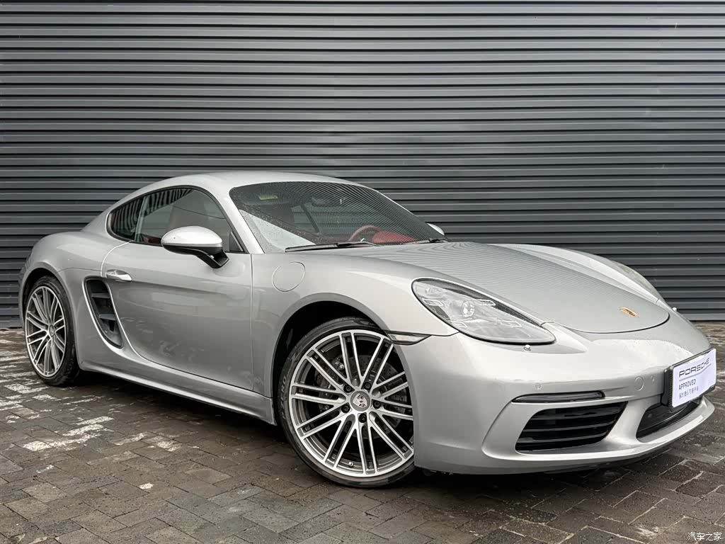 Porsche Cayman, 2019 3