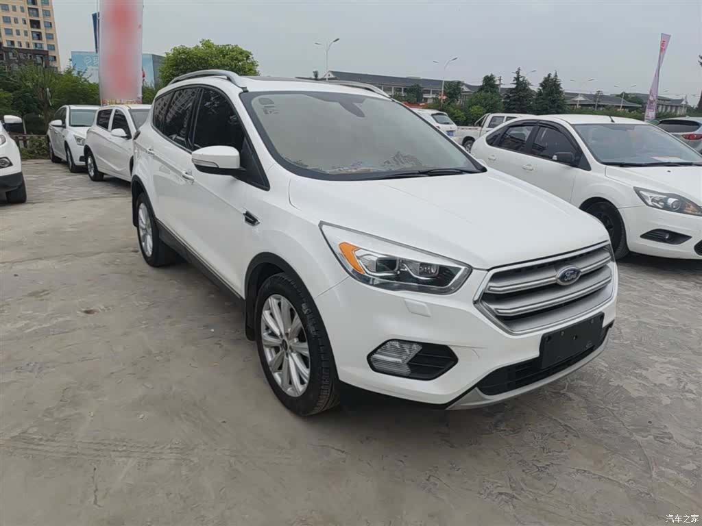 Ford Kuga, 2018 4