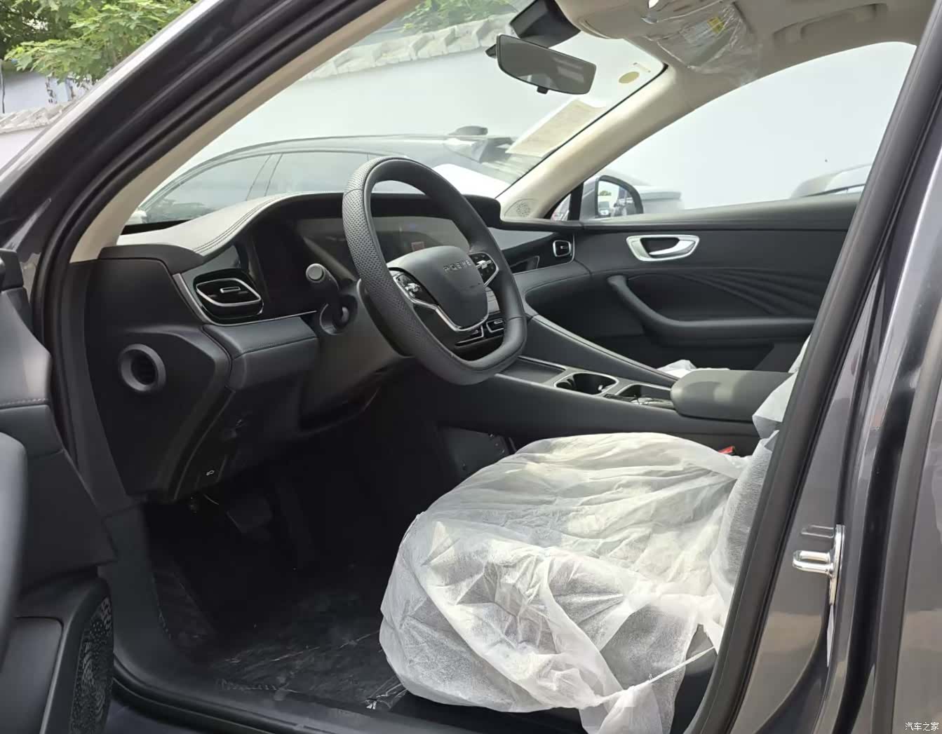 Roewe D7, 2025 6