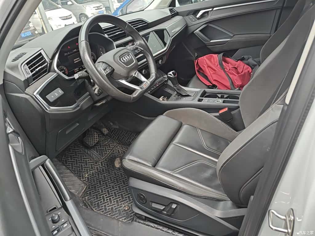 Audi Q3, 2022 15