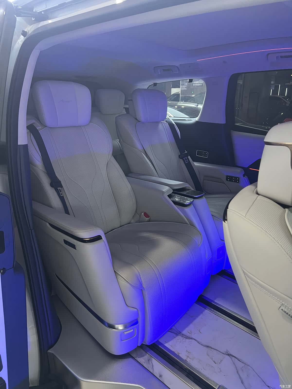 Buick Century, 2023 8