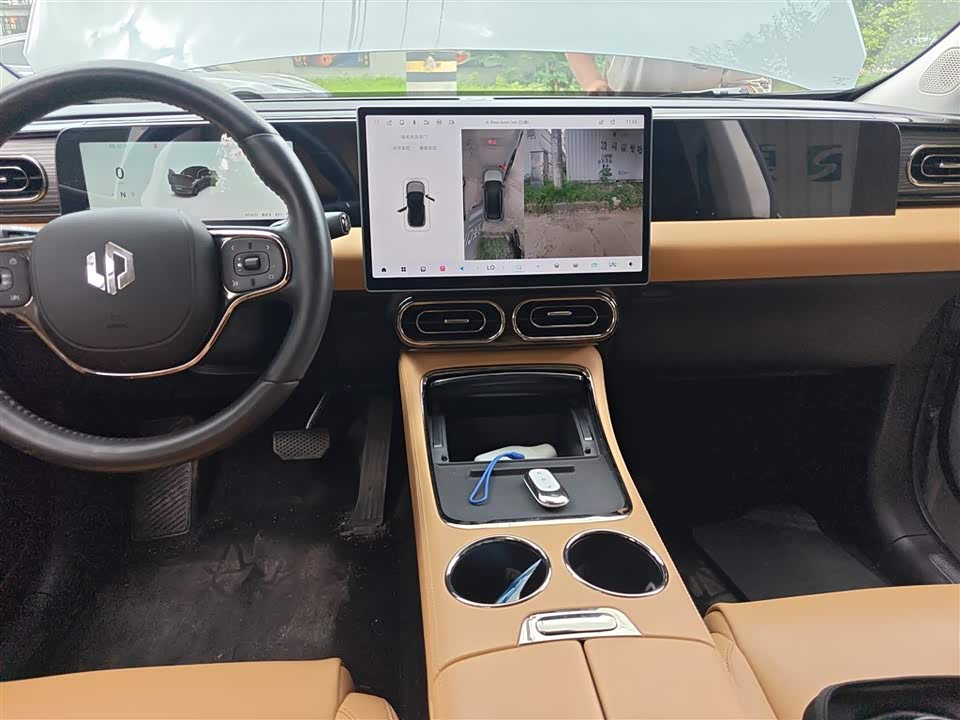 Leapmotor C11