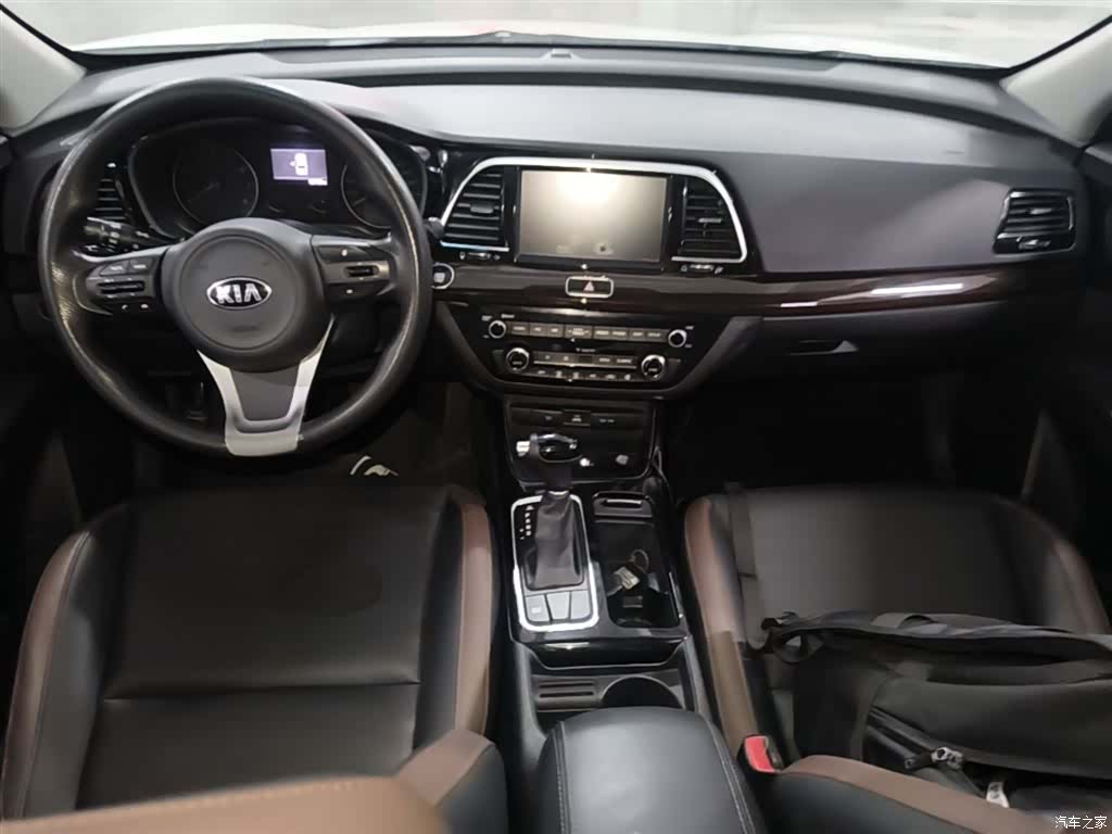 Kia GLS, 2018 10