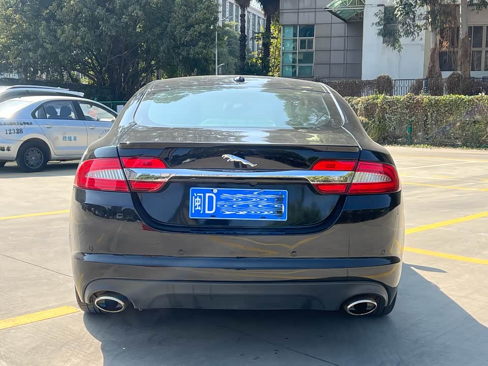Jaguar XF Jaguar XF