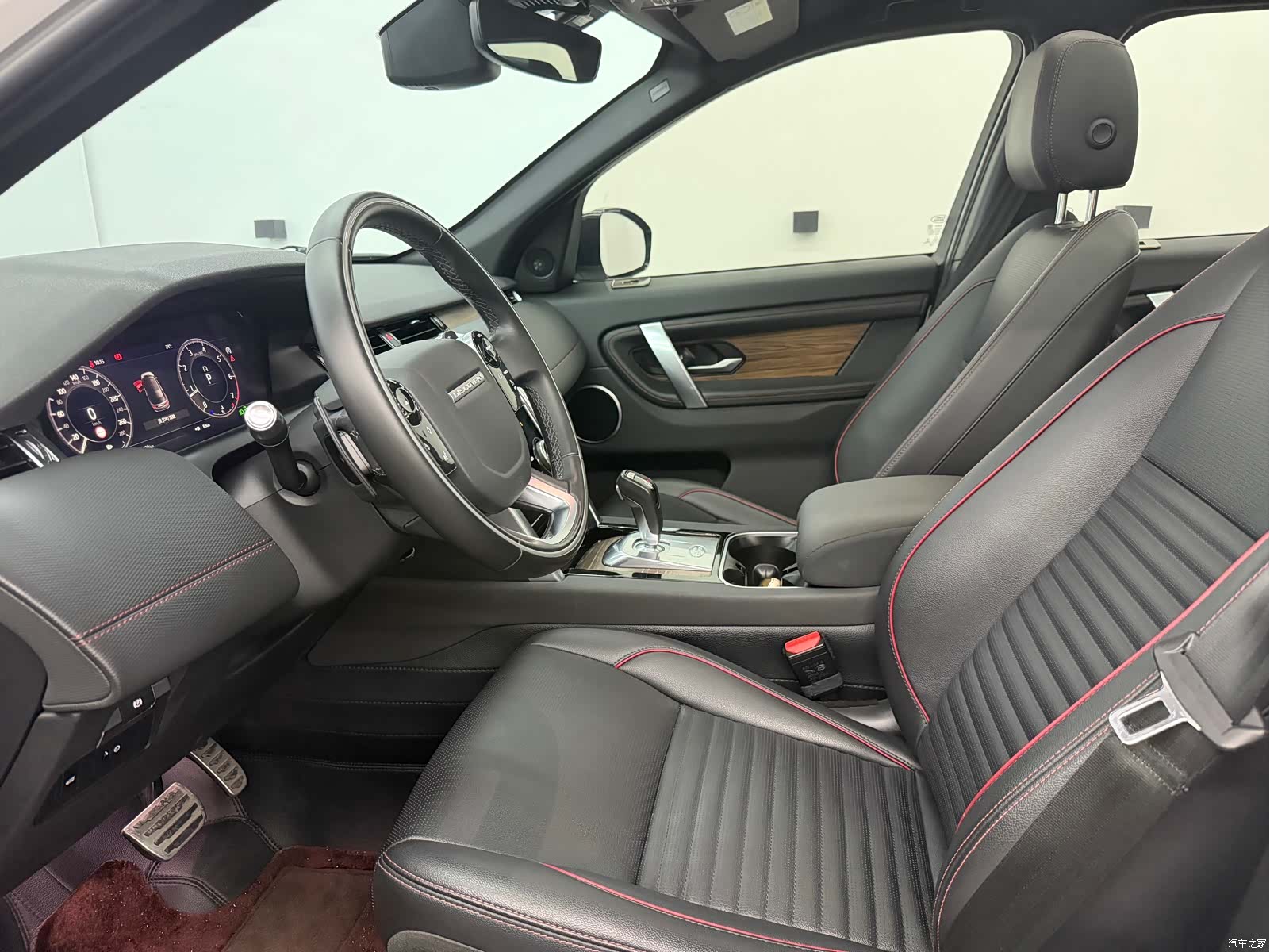 Land Rover Discovery, 2020 все фото