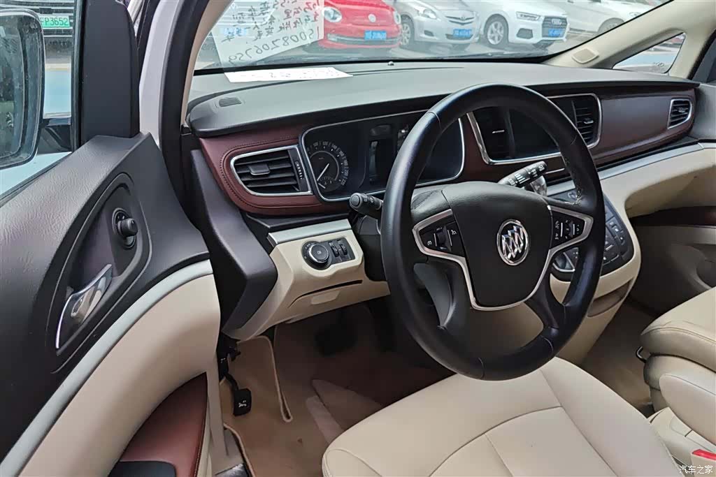 Buick GL8, 2018 12