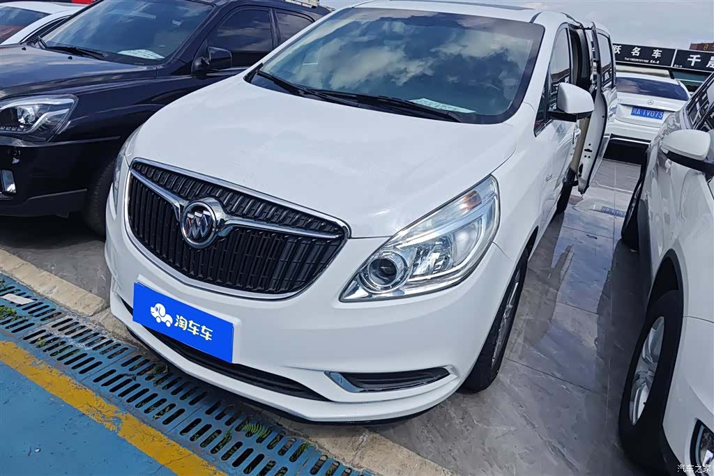 Buick GL8, 2018 1