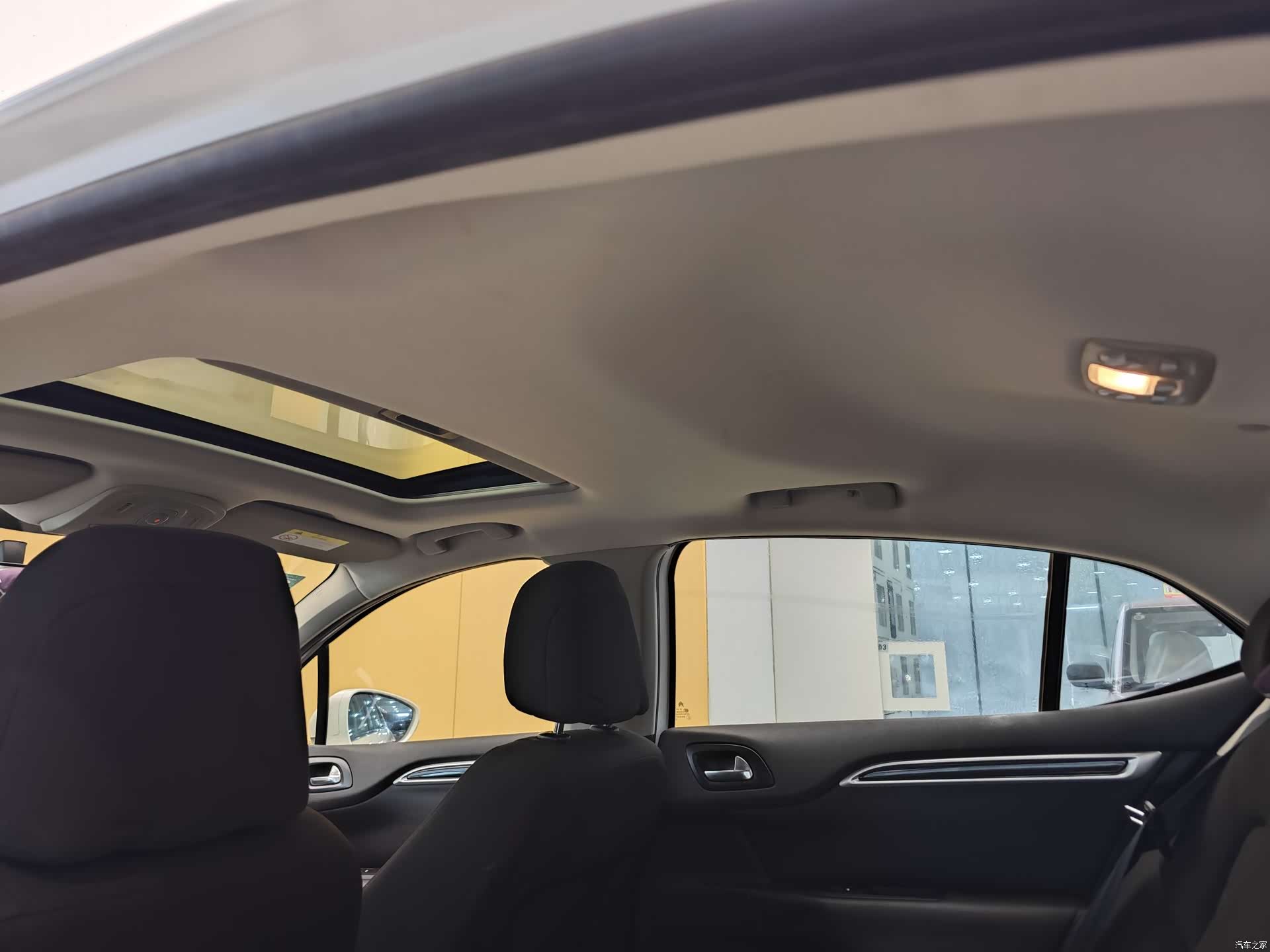 Citroen C4, 2018 23