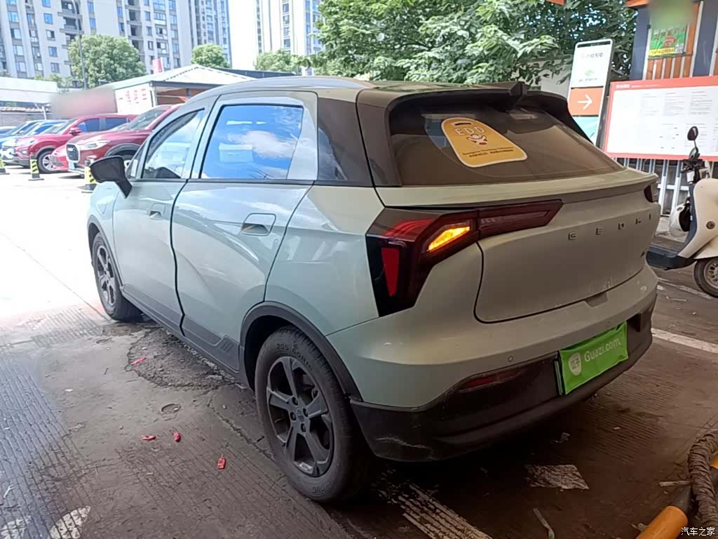 Geely E, 2023 все фото