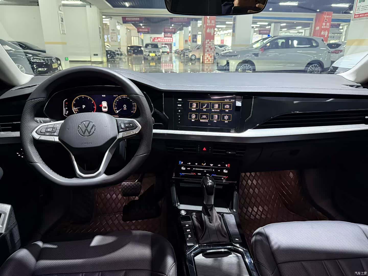 Volkswagen Passat, 2025 все фото