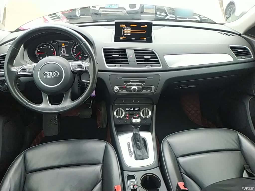 Audi Q3, 2015 10