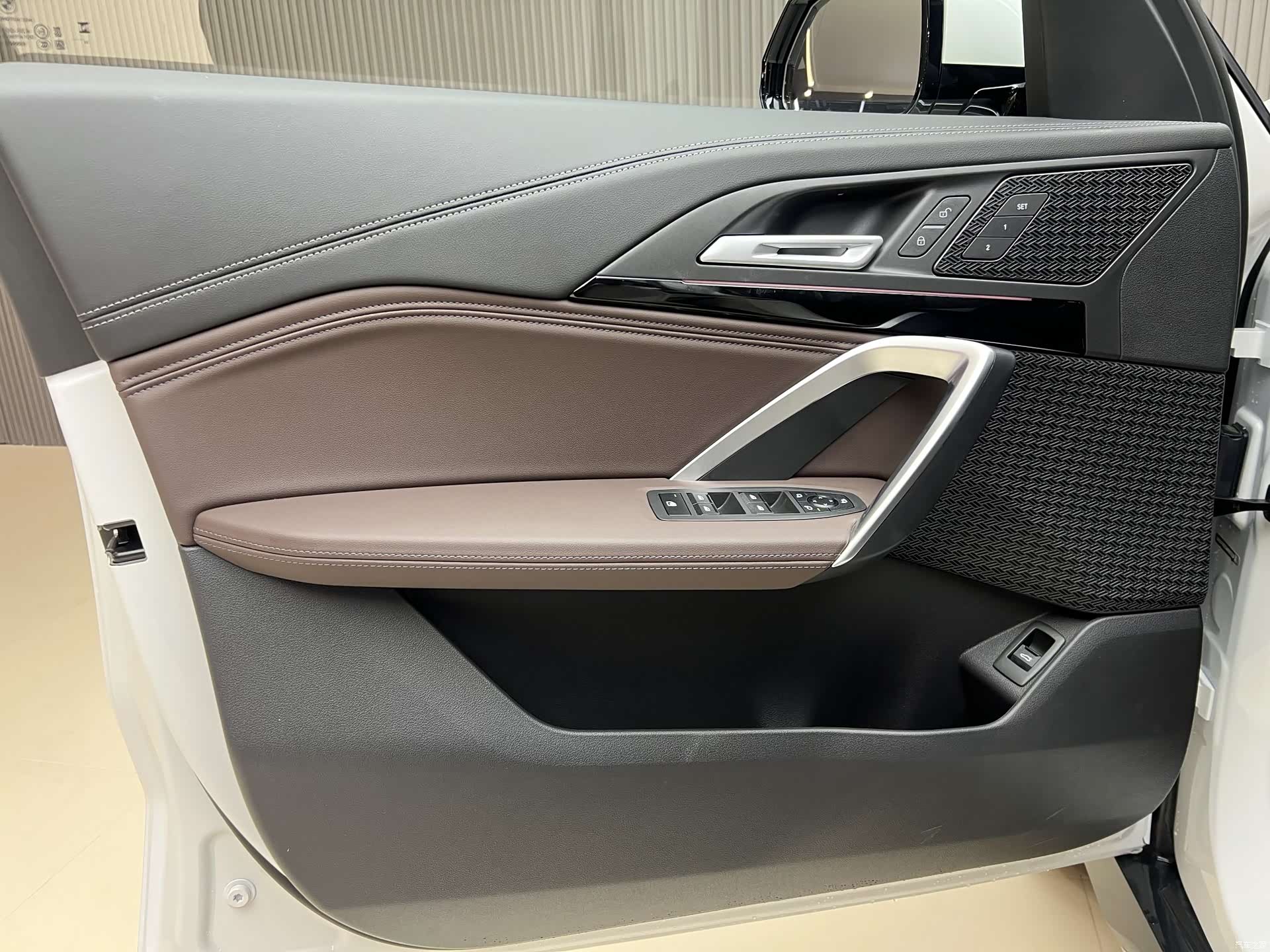 BMW iX1, 2026 18