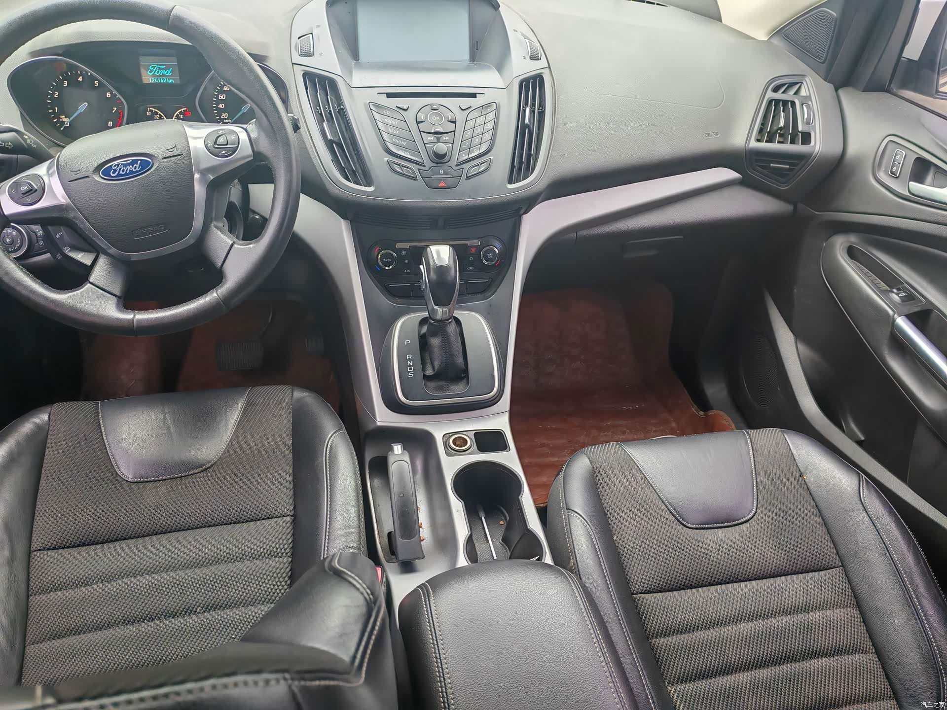 Ford Kuga, 2015 6