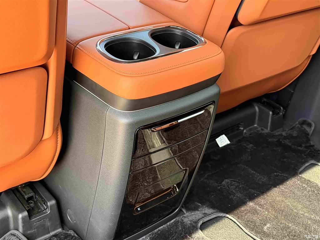 Trumpchi M8, 2026 12