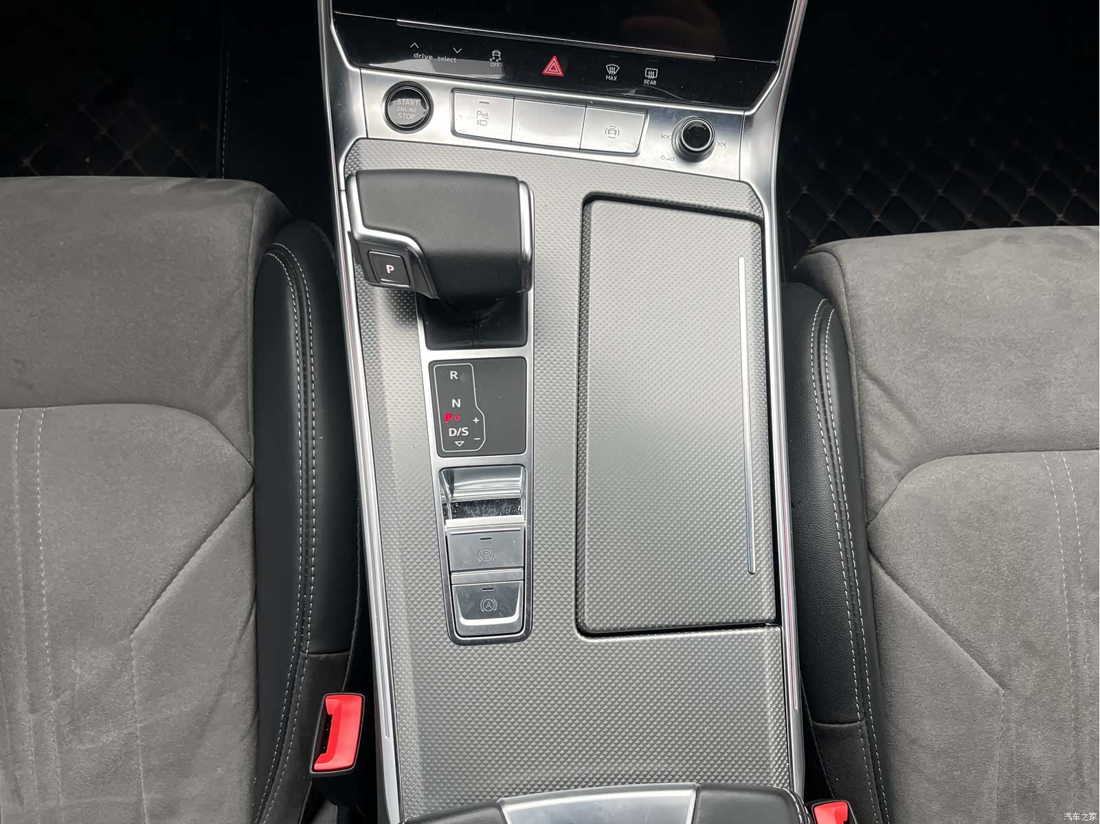 Audi A6L, 2023 15