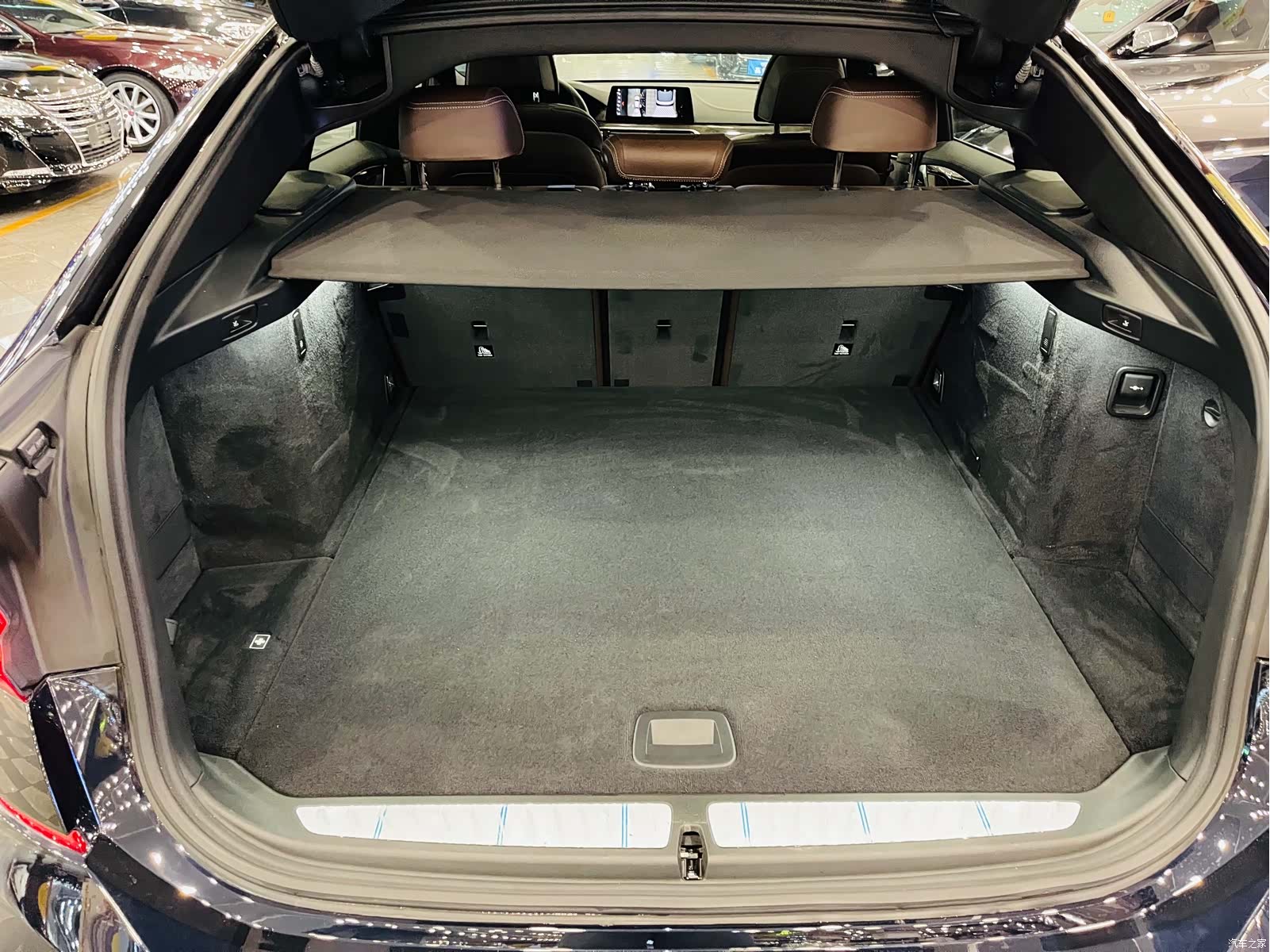 BMW 6 Series GT, 2018 16
