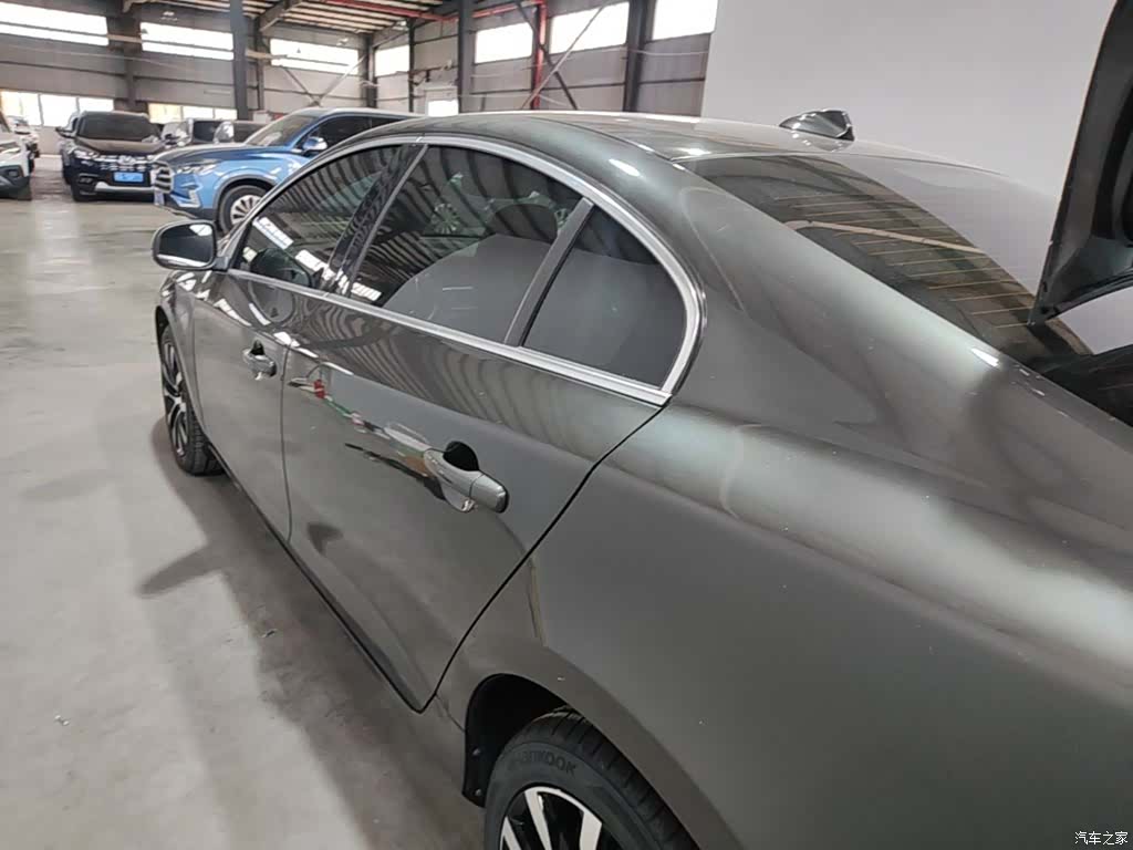 Volvo S60, 2018 все фото