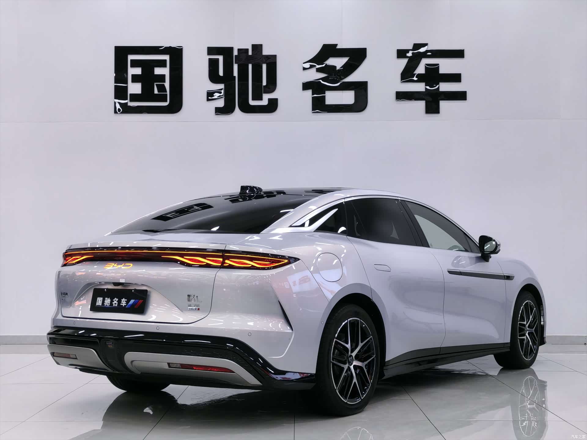 BYD Han, 2025 все фото