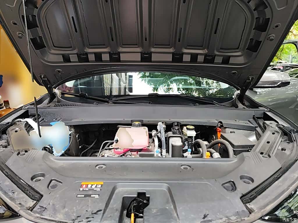 Geely Galaxy E5, 2024 20