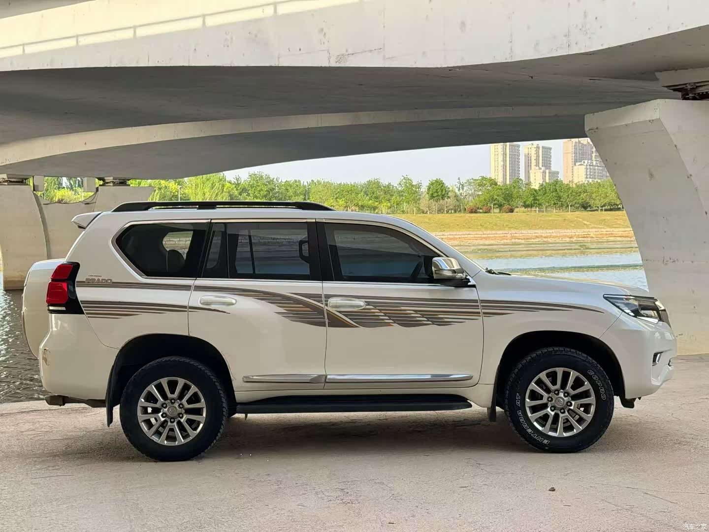 Toyota Prado, 2019 3