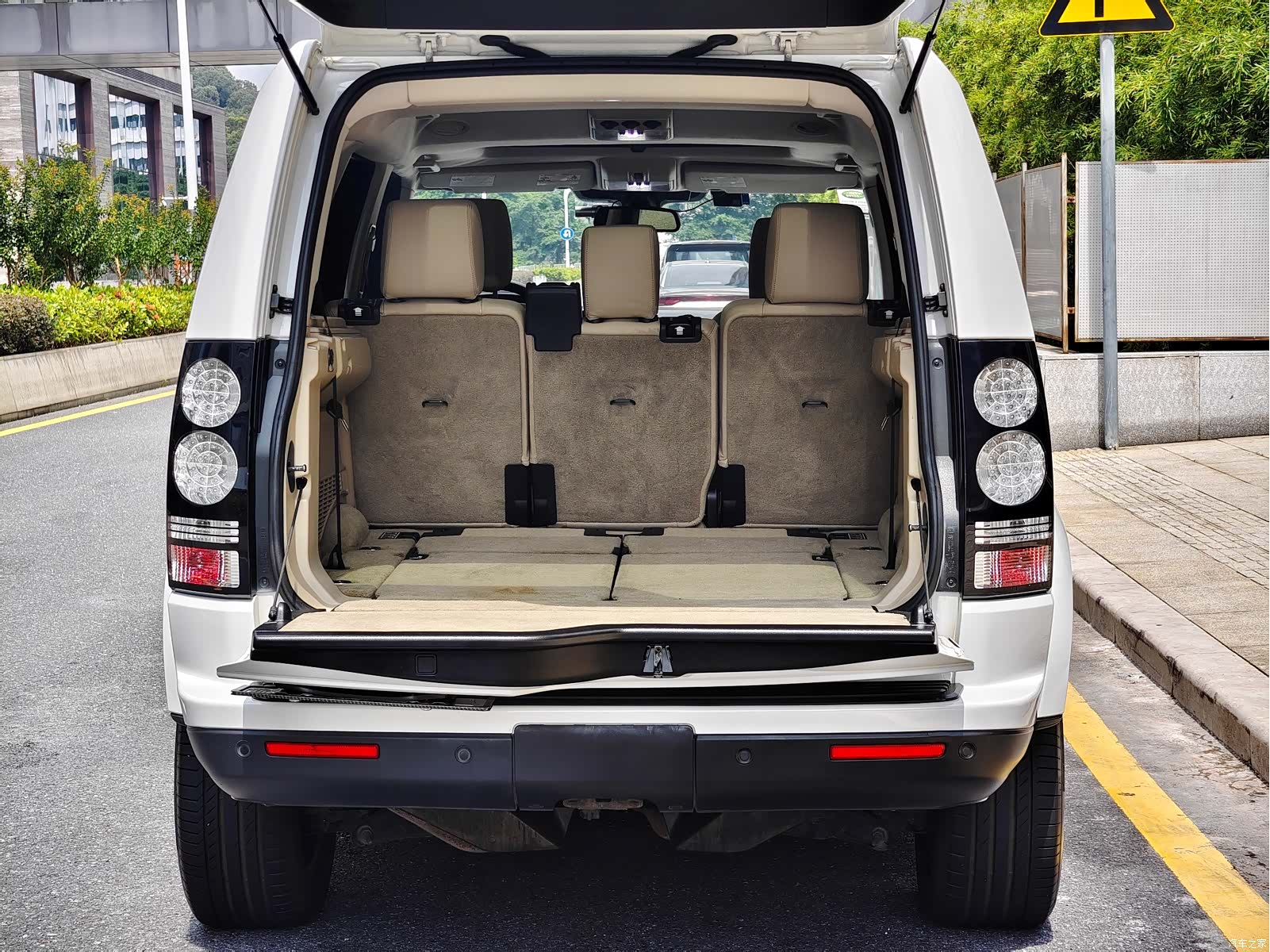 Land Rover Discovery, 2014 9