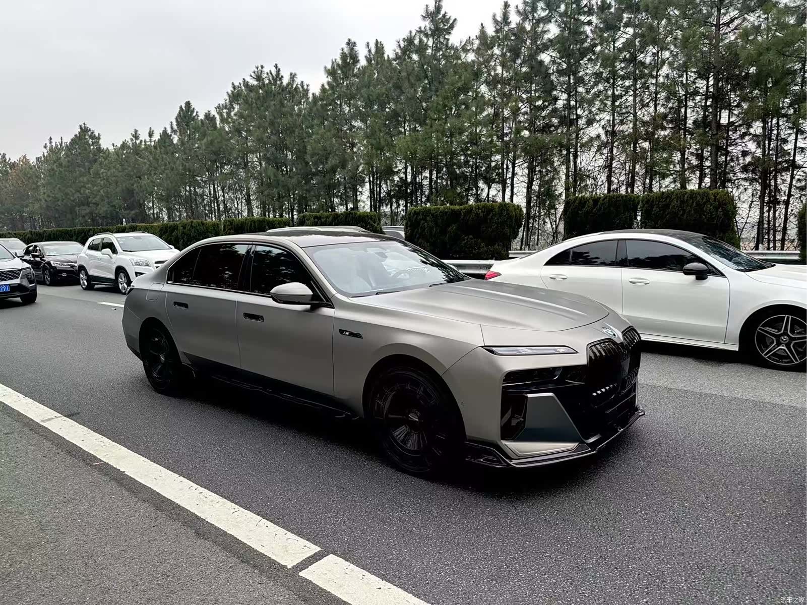 BMW i7, 2024 2