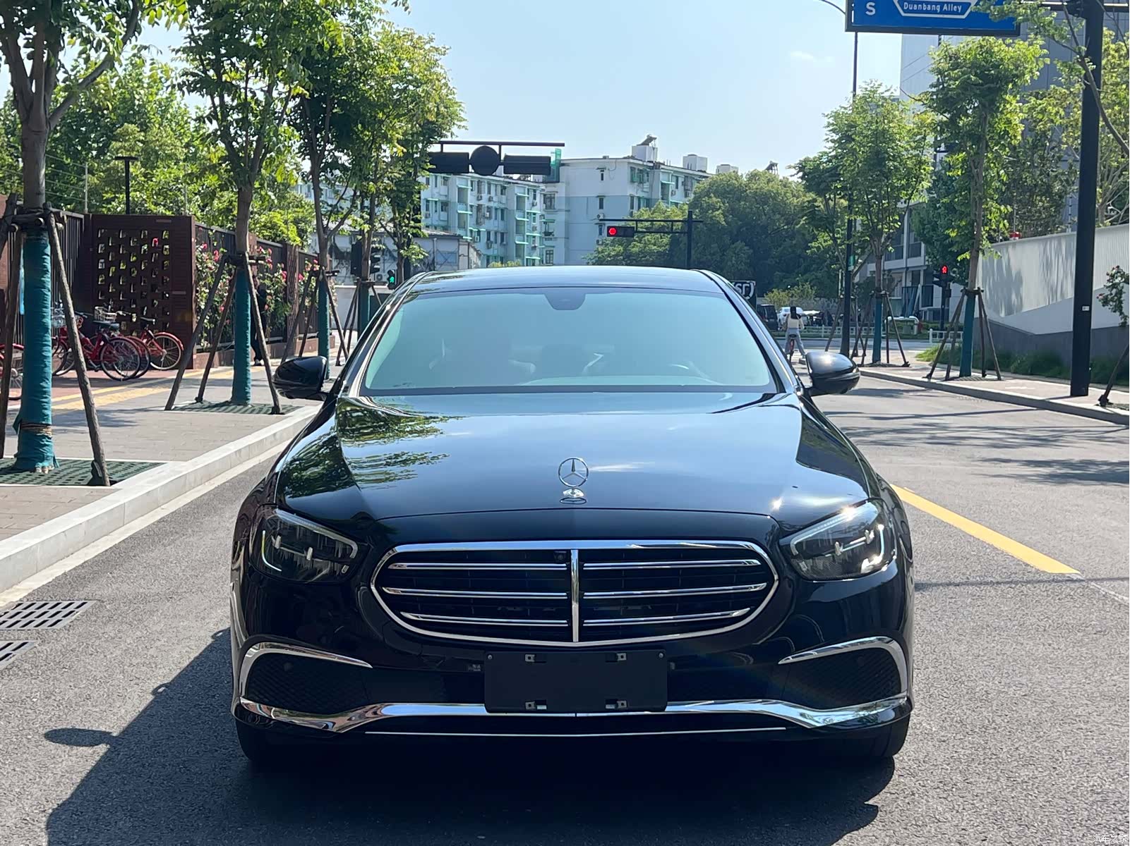 Mercedes-Benz E-Class, 2024 2