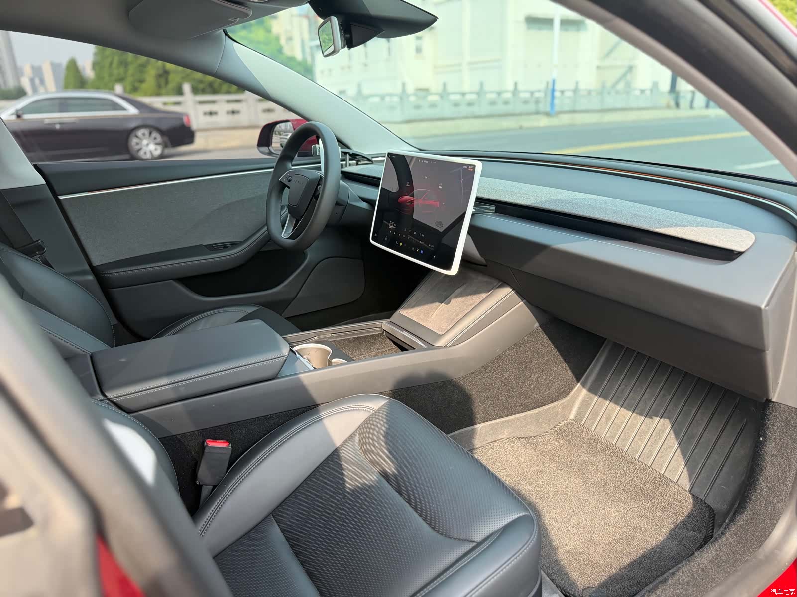 Tesla Model 3, 2024 6