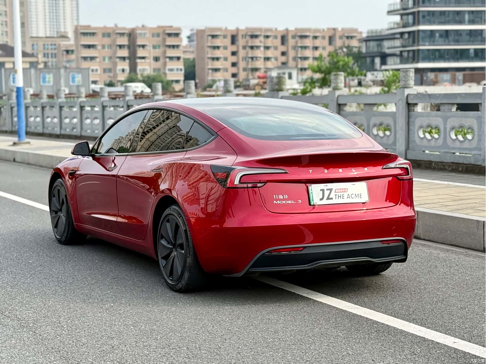 Tesla Model 3, 2024 12