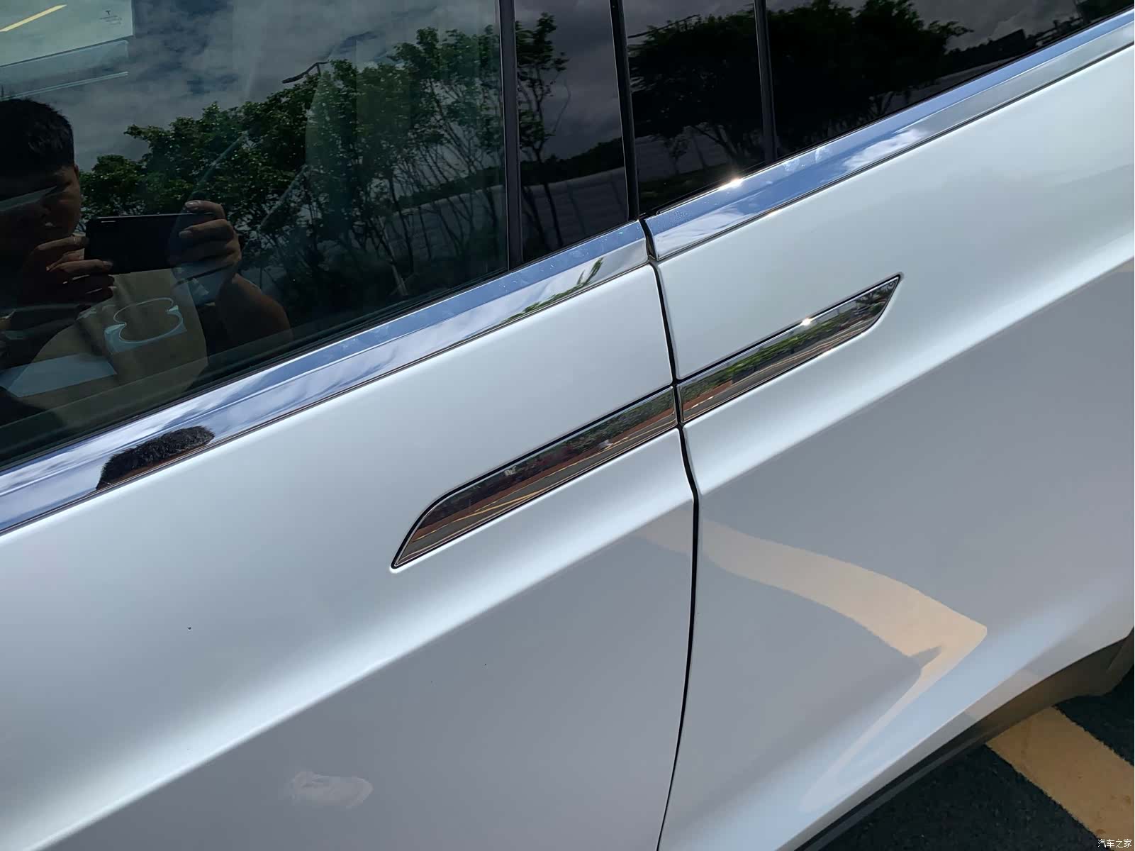 Tesla Model X, 2016 12