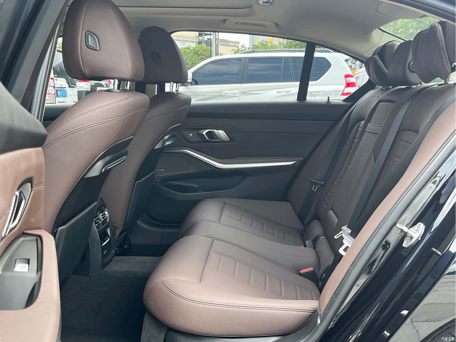 BMW 3 Series, 2021 14