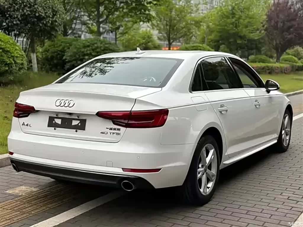 Audi A4L, 2017 7