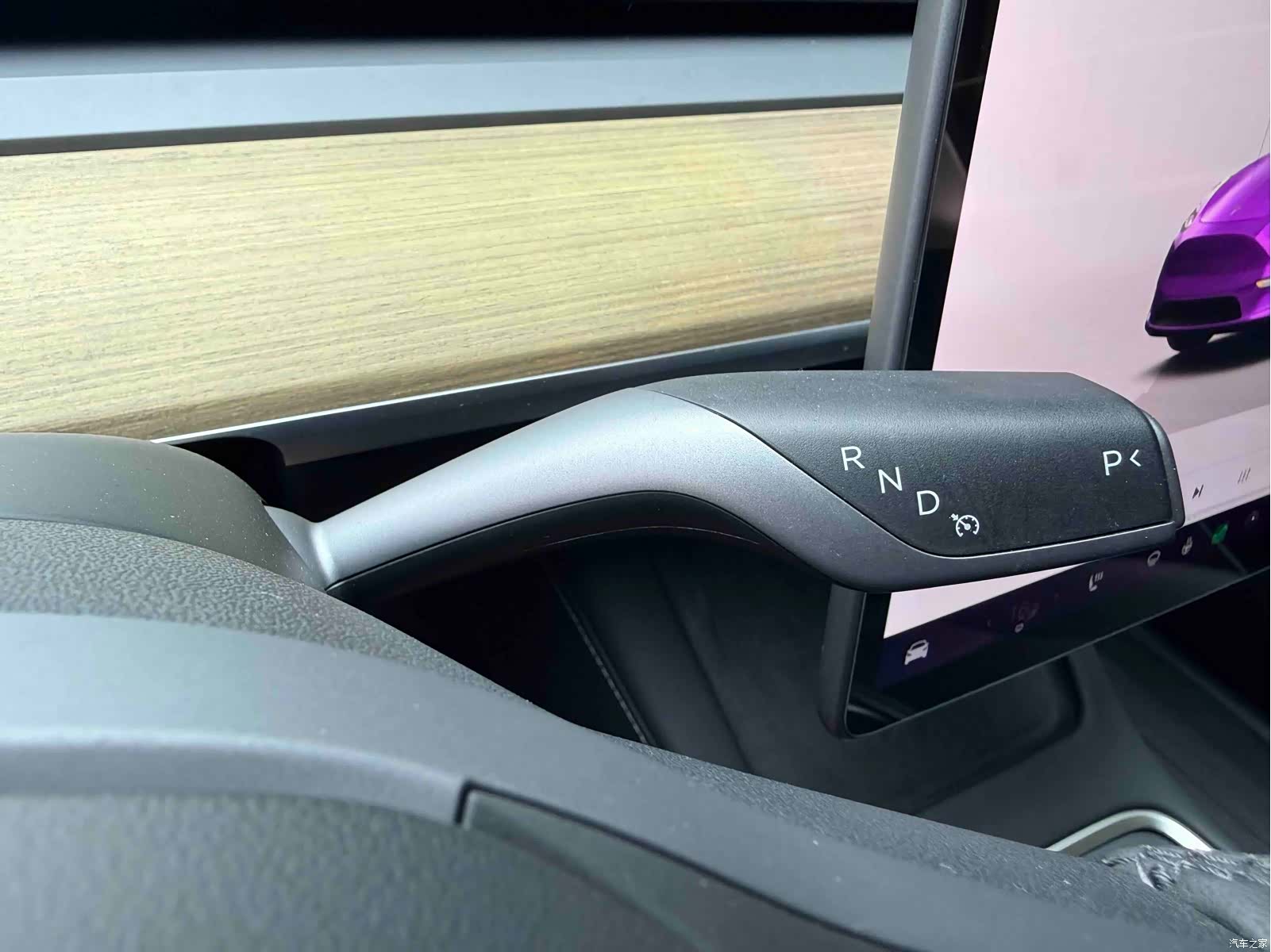Tesla Model Y, 2022 17