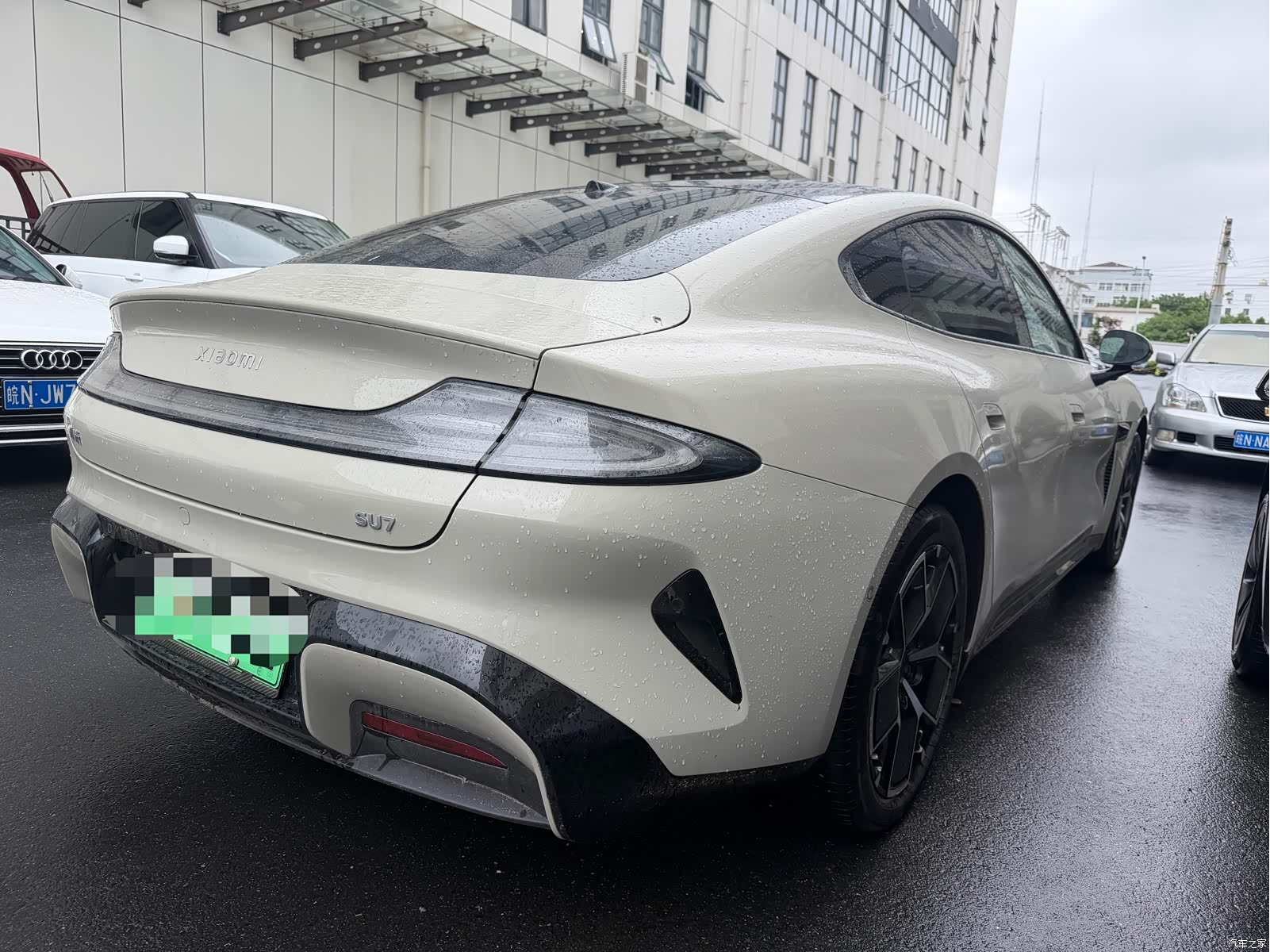 Xiaomi SU7, 2024 3