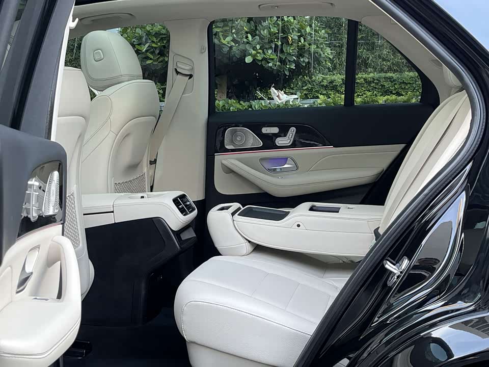 Mercedes-Benz GLE Mercedes-Benz GLE