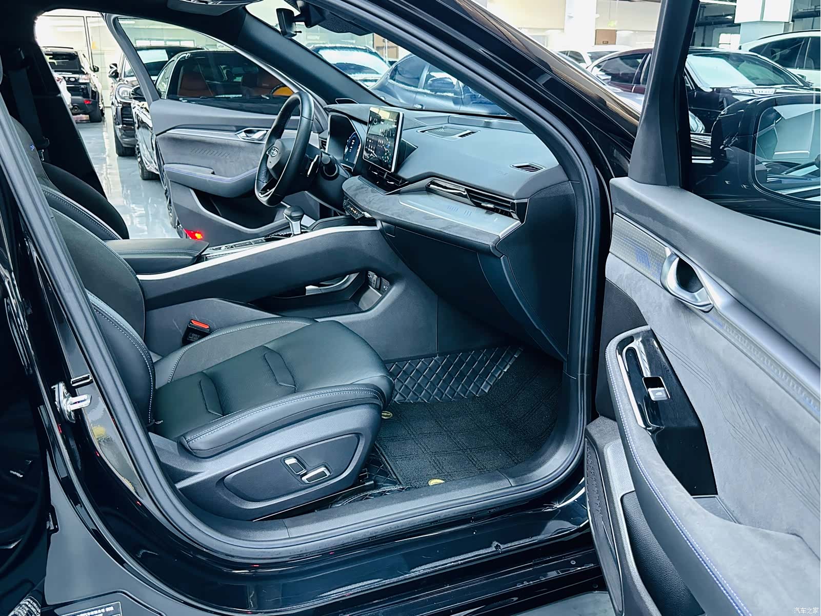 Geely Preface, 2024 8