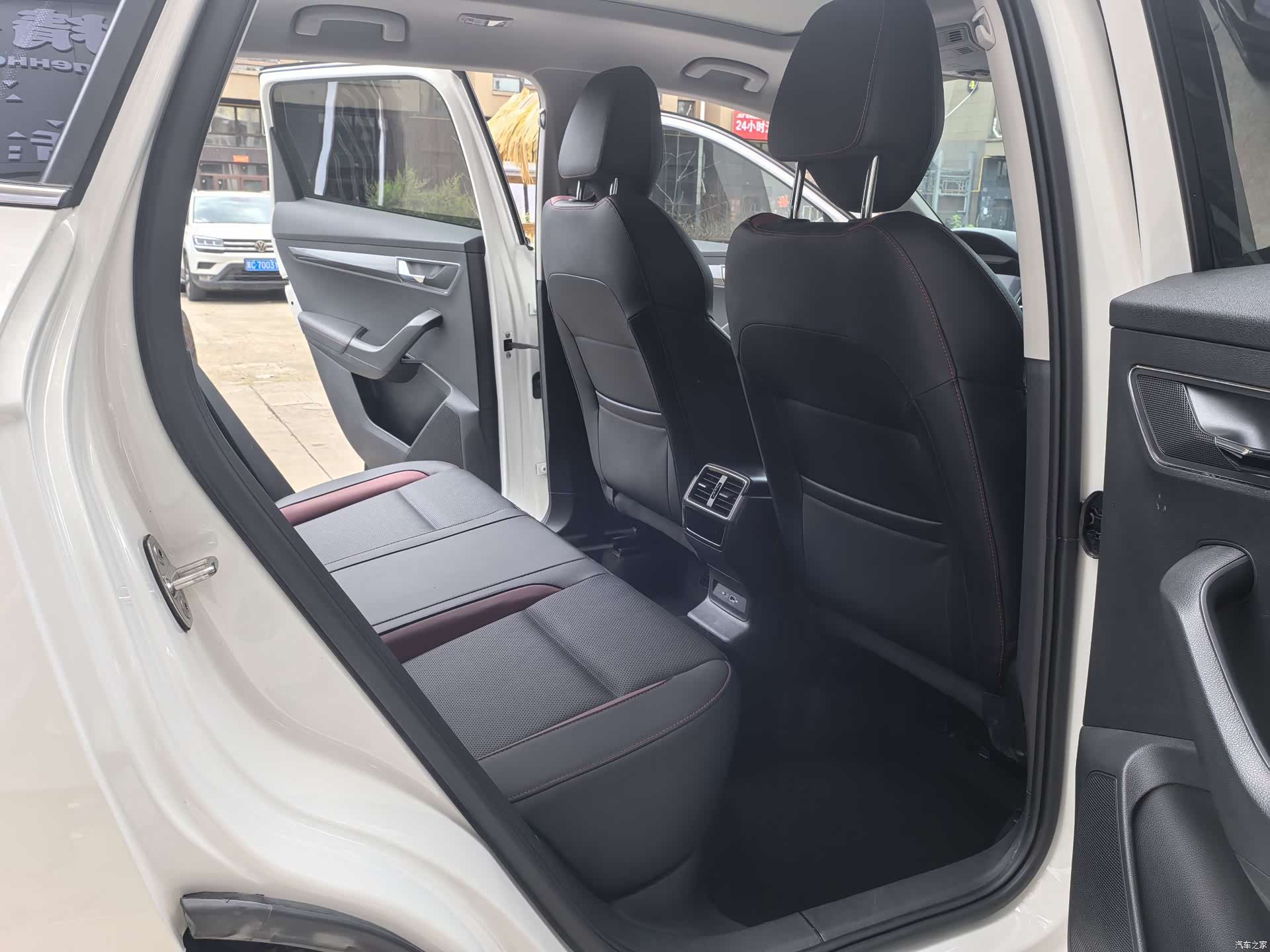 Skoda Karoq, 2022 9