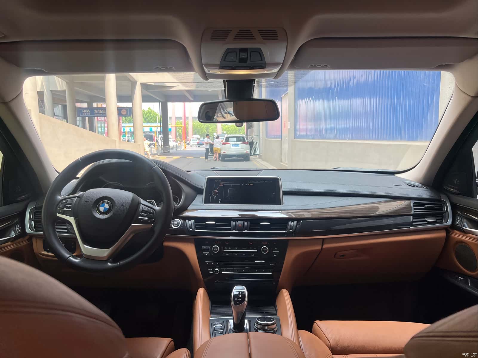 BMW X6, 2015 11