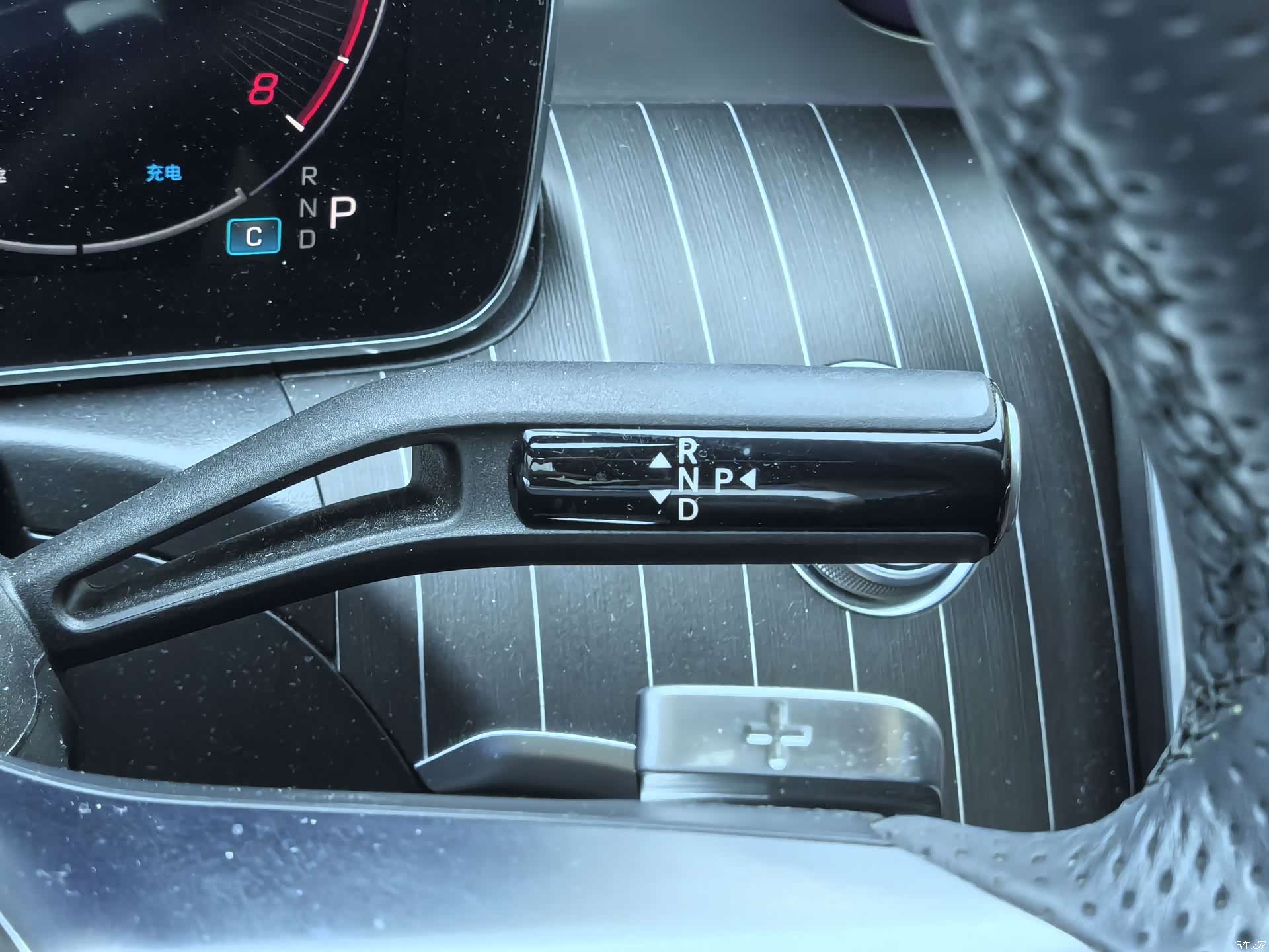 Mercedes-Benz C-Class, 2024 18