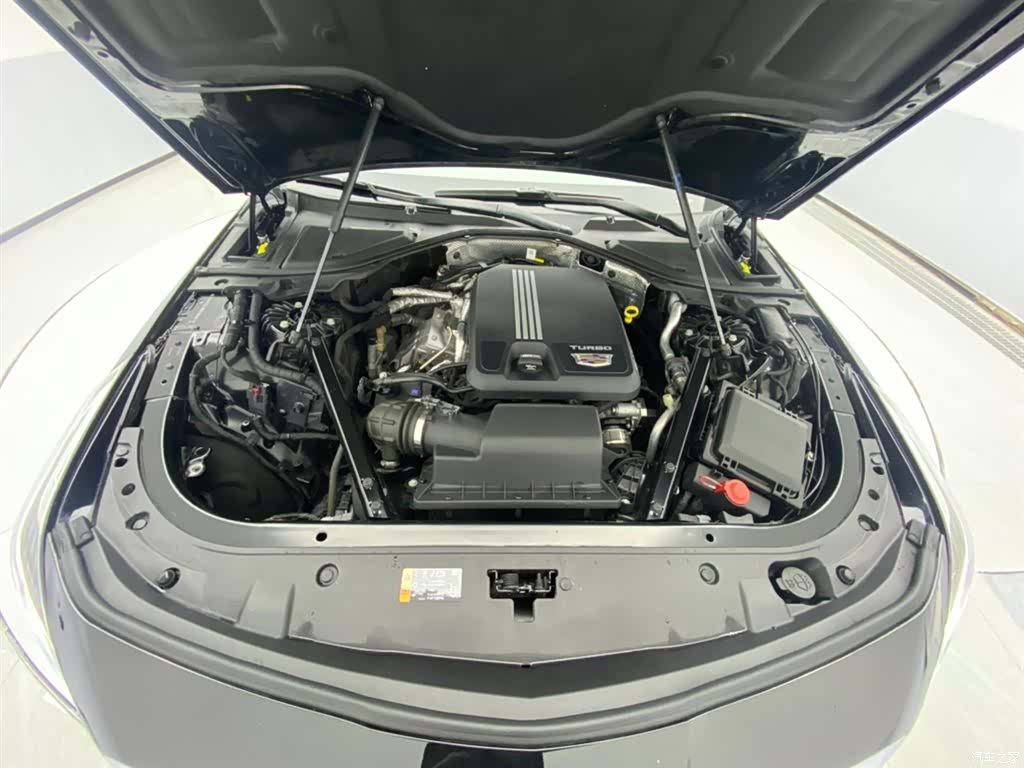 Cadillac CT6, 2023 12