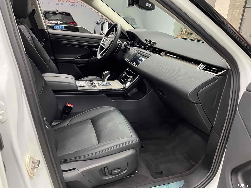 Land Rover Range Rover, 2022 14