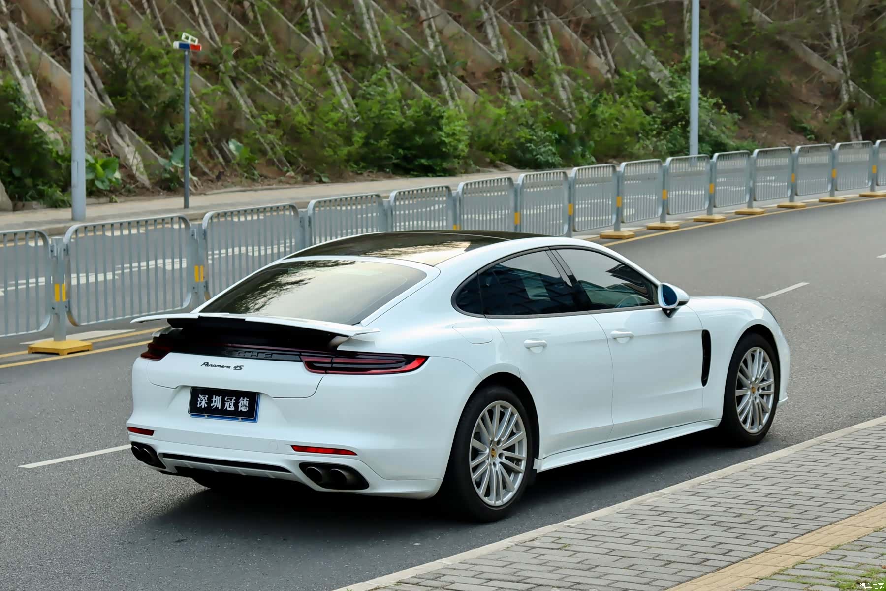 Porsche Panamera, 2018 6