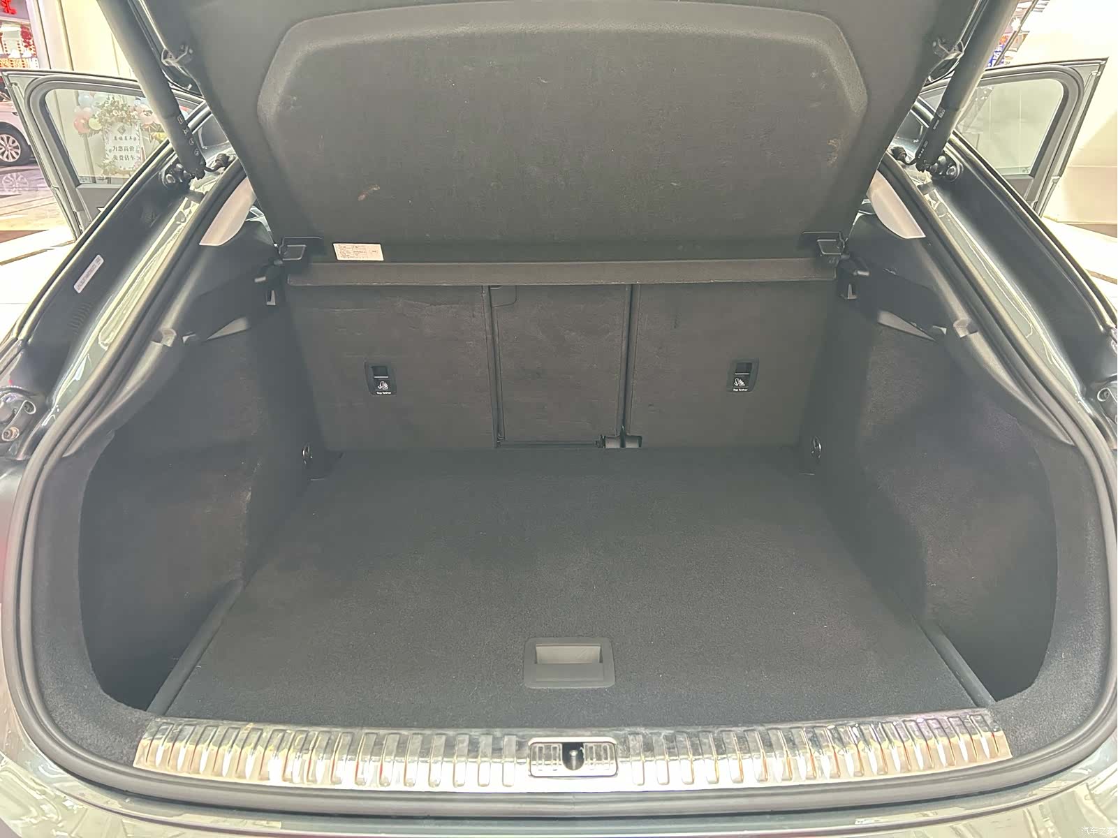 Audi Q3, 2022 11